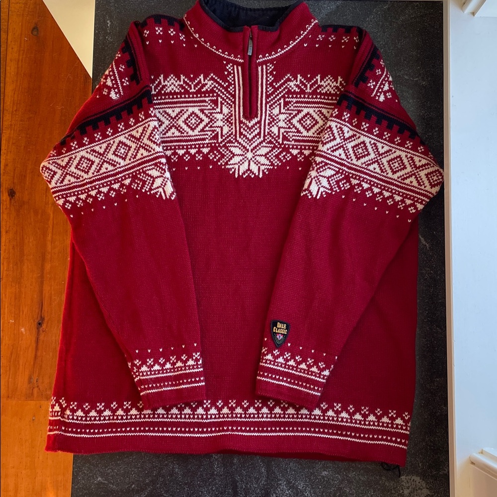 EUC Dale of Norway Vintage Sweater Unisex Size Extra Large (XL) Red White Cream